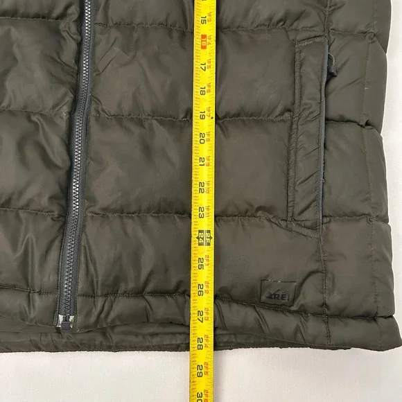 REI Goose Down Puffer‎ Vest Mens XL Olive Green Insulated Lightweight Outdoor - Picture 10 of 10